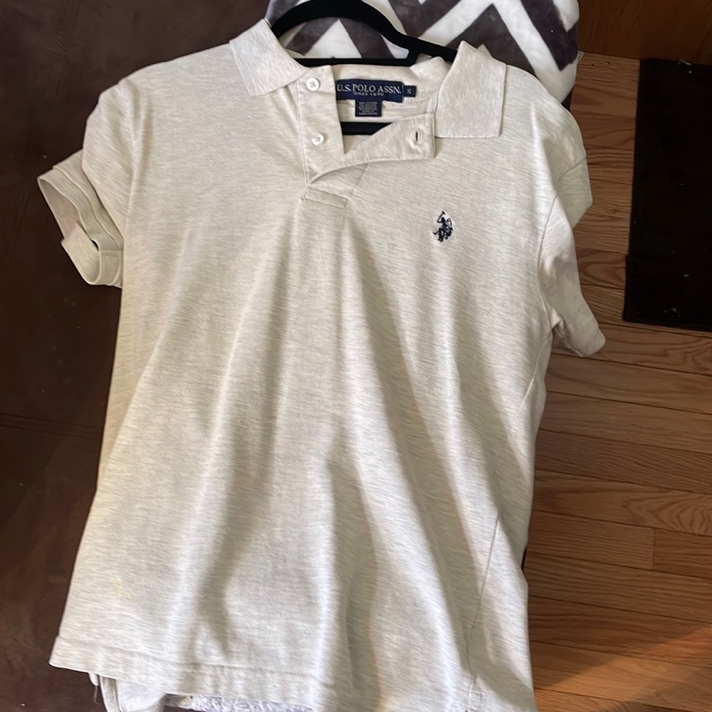 Us polo assn mens small cream colored polo